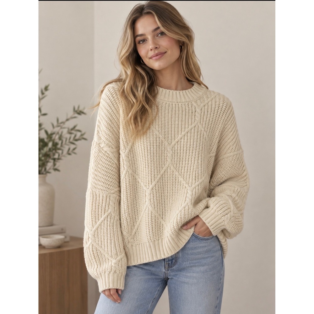 Grey Bandit Cream Cable Knit Oversized Crewneck Sweater Size Small